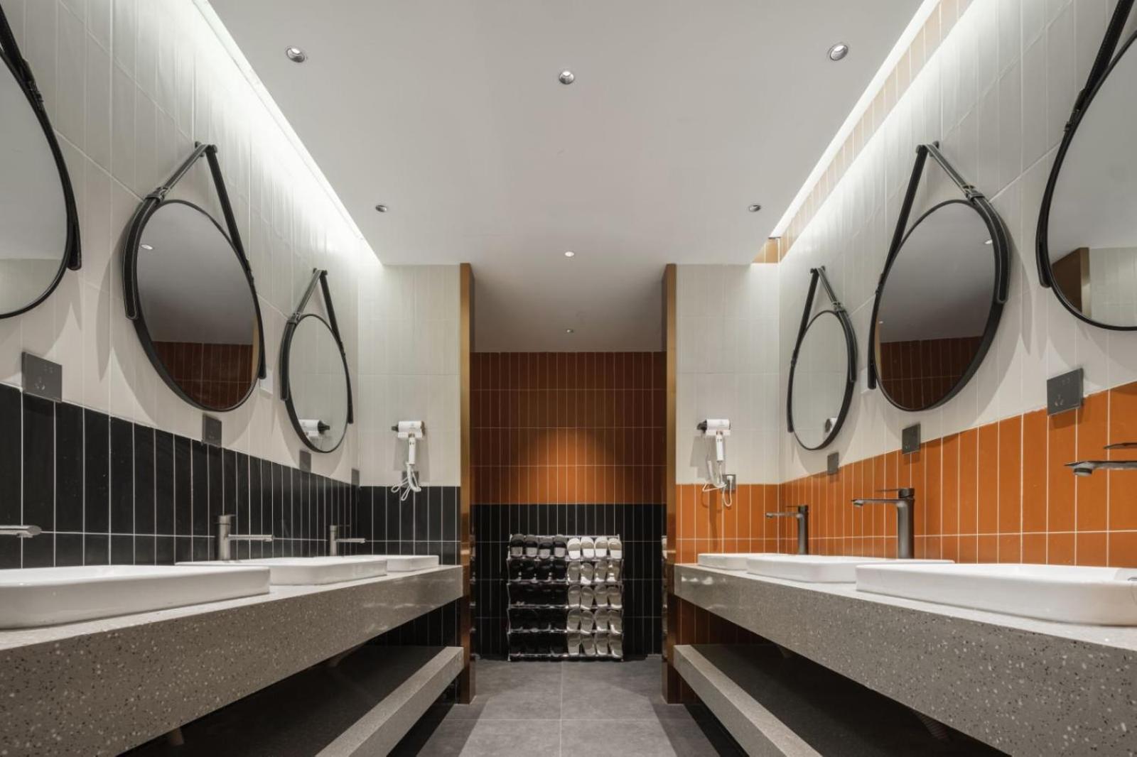 Hostel Denpa Inn-lao Ximen Metro Station Branch Shanghai